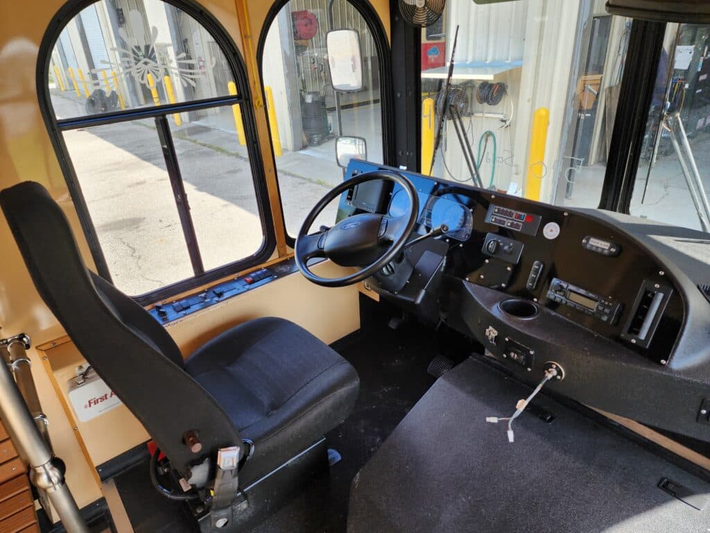 2020 Ford Hometown Trolley Villager - Thumbnail 11 2020 Ford Hometown Trolley Villager - Thumbnail 11