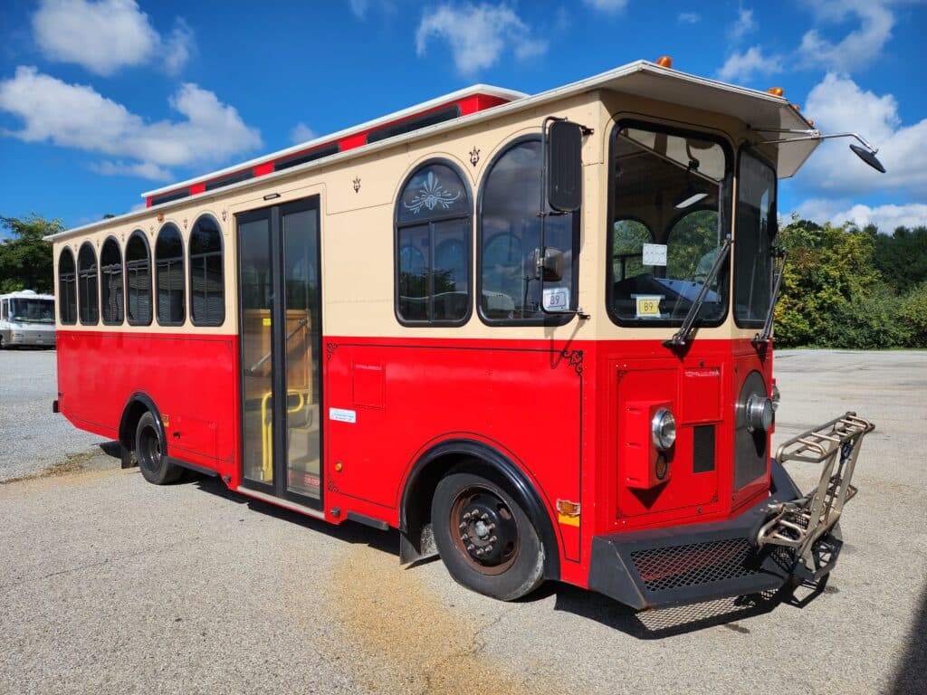 2020 Ford Hometown Trolley Villager - Thumbnail 2 2020 Ford Hometown Trolley Villager - Thumbnail 2