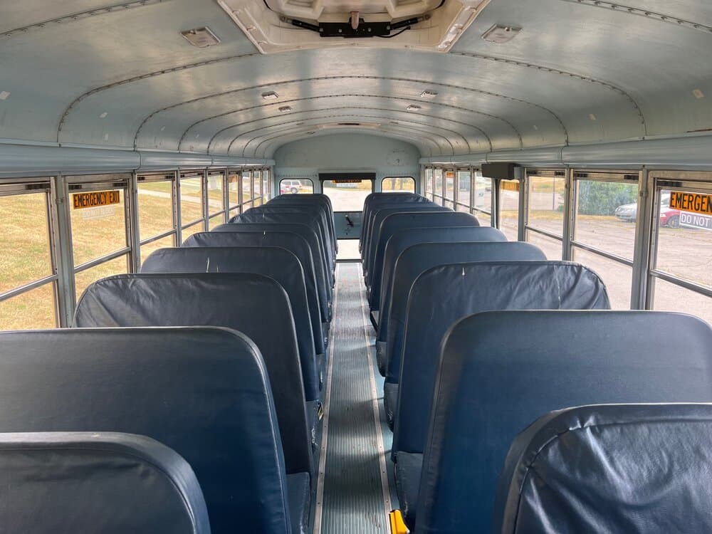 2006 Thomas Freightliner School Bus - Thumbnail 5 2006 Thomas Freightliner School Bus - Thumbnail 5