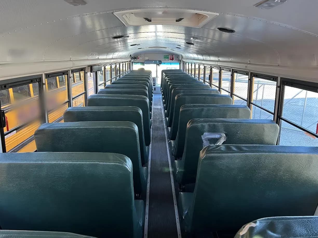 2014 Thomas HDX Saf-T-Liner School Bus - Thumbnail 8 2014 Thomas HDX Saf-T-Liner School Bus - Thumbnail 8