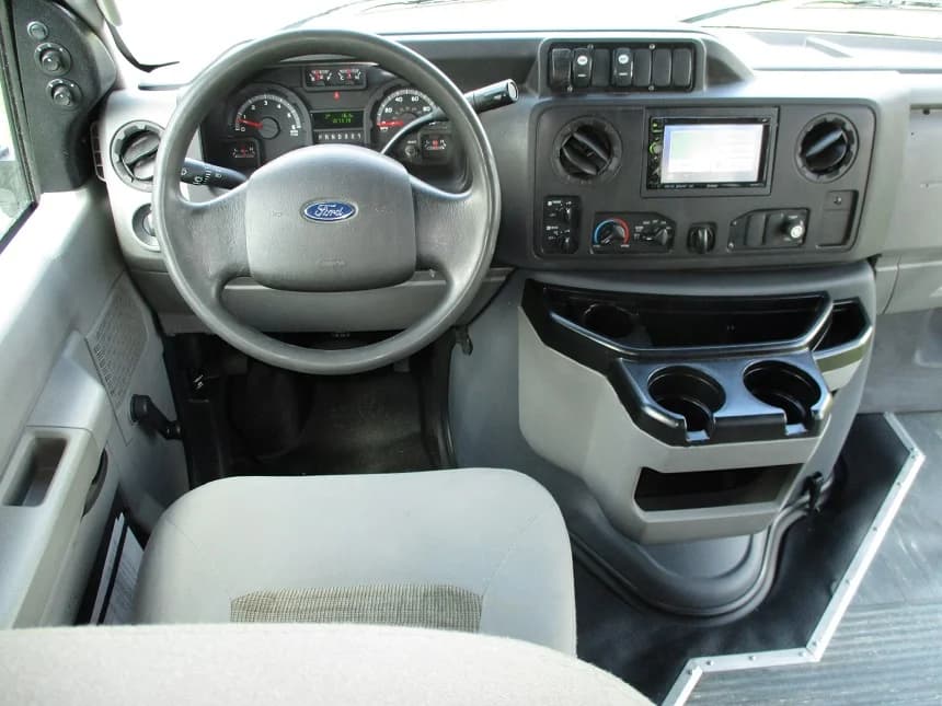 2014 Ford E350 Aerotech Eldorado Shuttle Bus - Thumbnail 9 2014 Ford E350 Aerotech Eldorado Shuttle Bus - Thumbnail 9