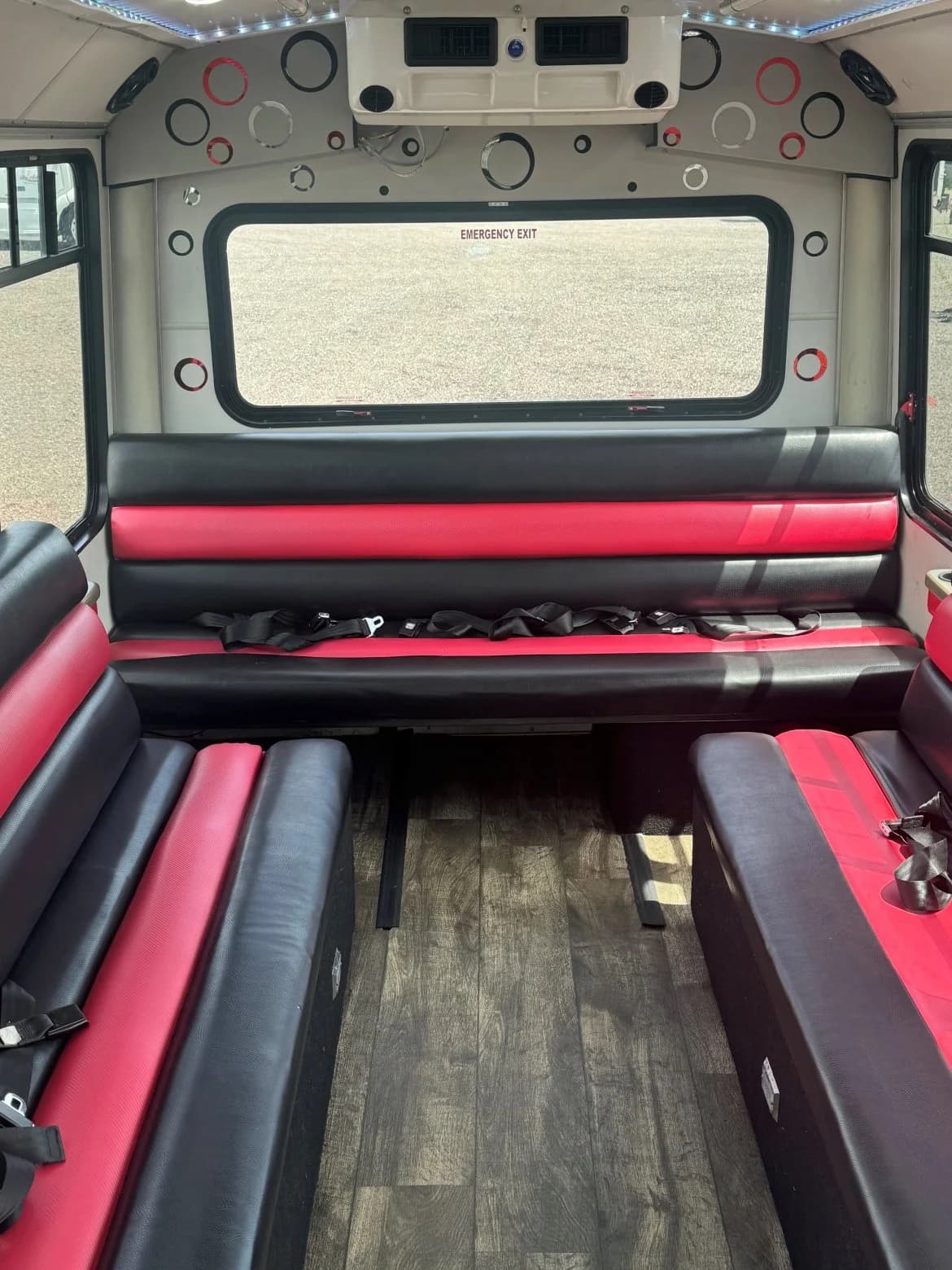 2016 Ford E350 Limo Bus - Thumbnail 4 2016 Ford E350 Limo Bus - Thumbnail 4