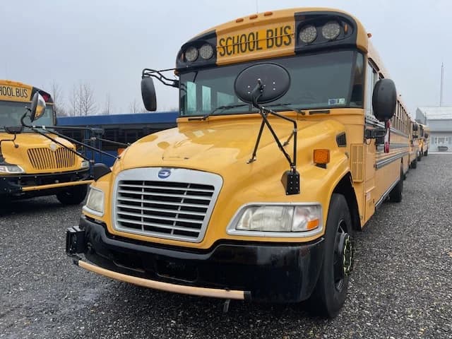 2011 Blue Bird Vision School Bus - Thumbnail 2 2011 Blue Bird Vision School Bus - Thumbnail 2