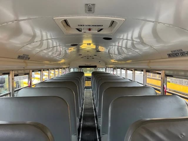 2011 Blue Bird Vision School Bus - Thumbnail 5 2011 Blue Bird Vision School Bus - Thumbnail 5