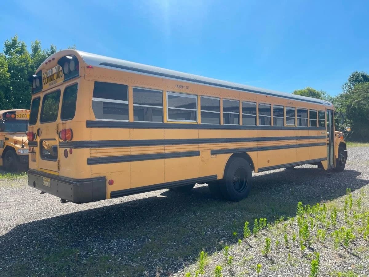 2025 Mercedes-Benz Sprinter TWR 14 Passenger Executive Shuttle - Thumbnail 4 2025 Mercedes-Benz Sprinter TWR 14 Passenger Executive Shuttle - Thumbnail 4