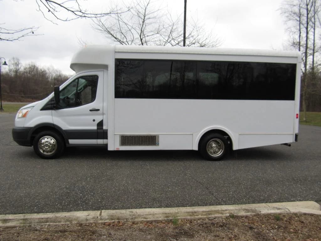 2017 Ford Transit T350 Glaval Commute - Thumbnail 11 2017 Ford Transit T350 Glaval Commute - Thumbnail 11