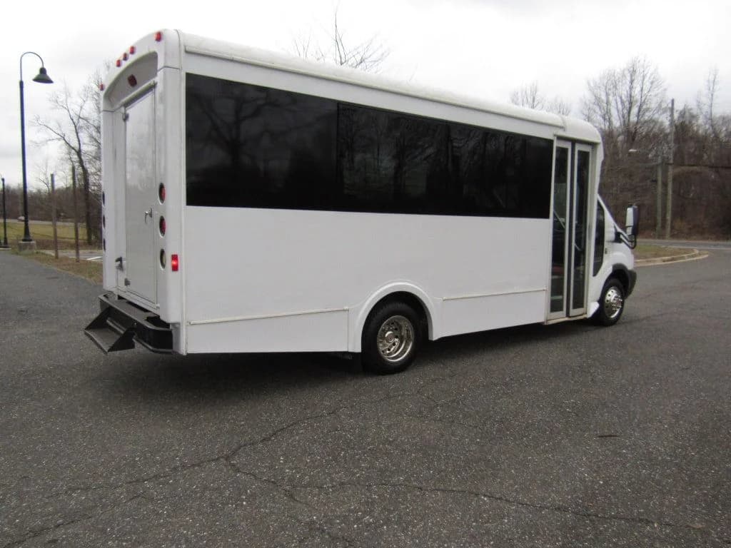 2017 Ford Transit T350 Glaval Commute - Thumbnail 7 2017 Ford Transit T350 Glaval Commute - Thumbnail 7