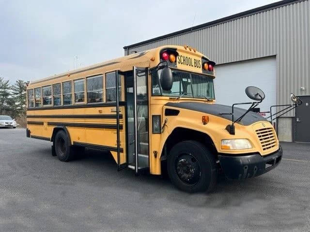 2009 Blue Bird School Bus - Thumbnail 4 2009 Blue Bird School Bus - Thumbnail 4