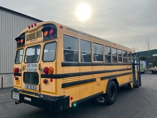 2009 Blue Bird School Bus - Thumbnail 5 2009 Blue Bird School Bus - Thumbnail 5