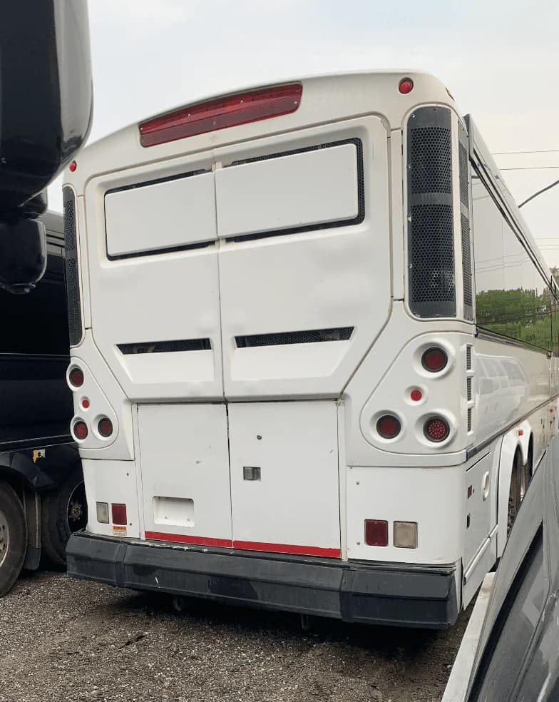 2009 MCI D4505 Coach Bus - Thumbnail 11 2009 MCI D4505 Coach Bus - Thumbnail 11