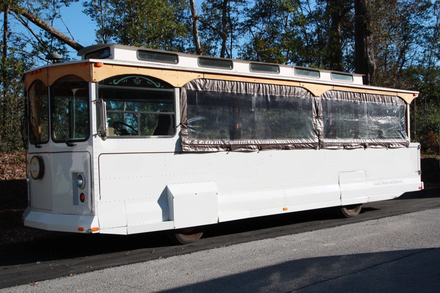 1995 Ward Supertour Trolley - Thumbnail 4 1995 Ward Supertour Trolley - Thumbnail 4