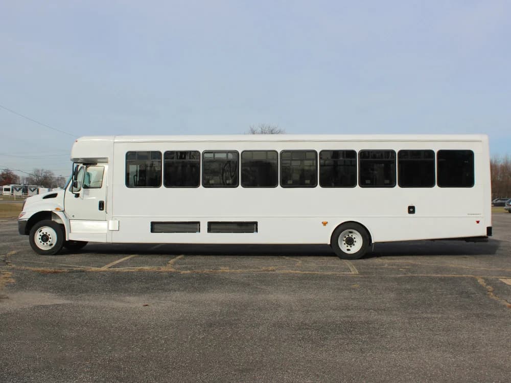 2022 Starcraft Allstar XL 40 Shuttle Bus - Thumbnail 9 2022 Starcraft Allstar XL 40 Shuttle Bus - Thumbnail 9