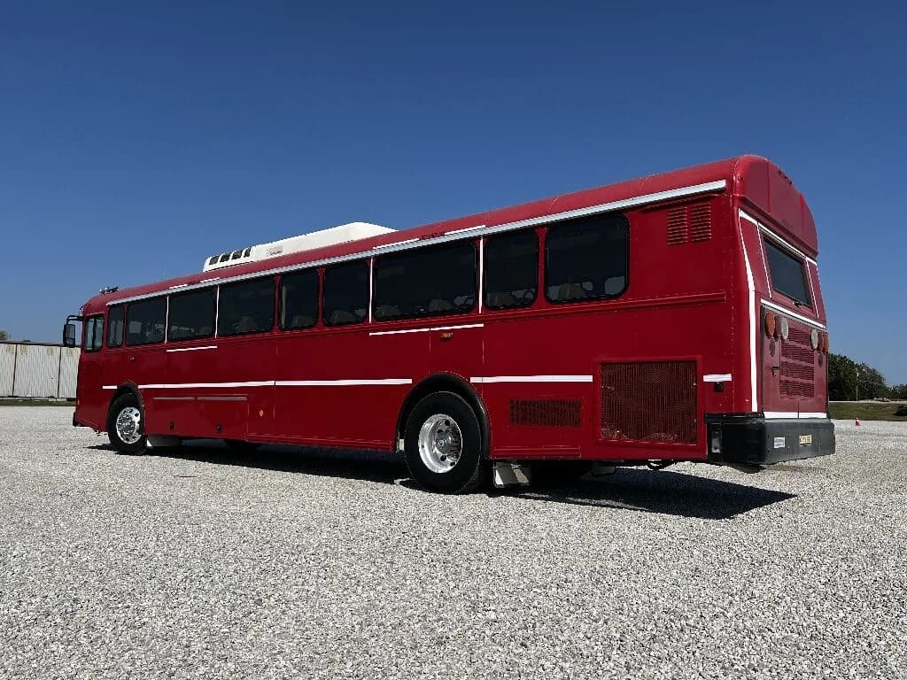 2020 Blue Bird T3RE Activity ADA - Thumbnail 3 2020 Blue Bird T3RE Activity ADA - Thumbnail 3