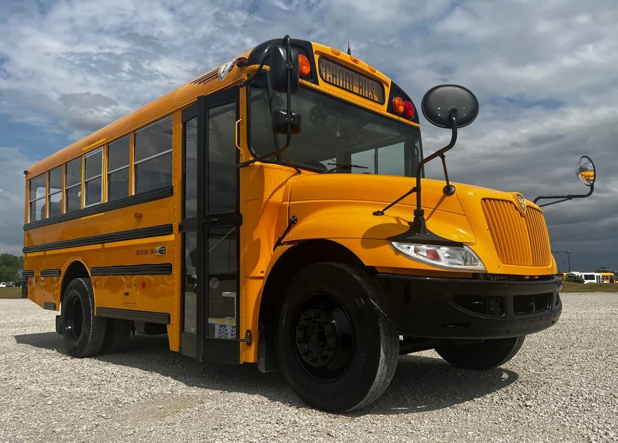 2018 International IC CE School Bus - Thumbnail 1 2018 International IC CE School Bus - Thumbnail 1