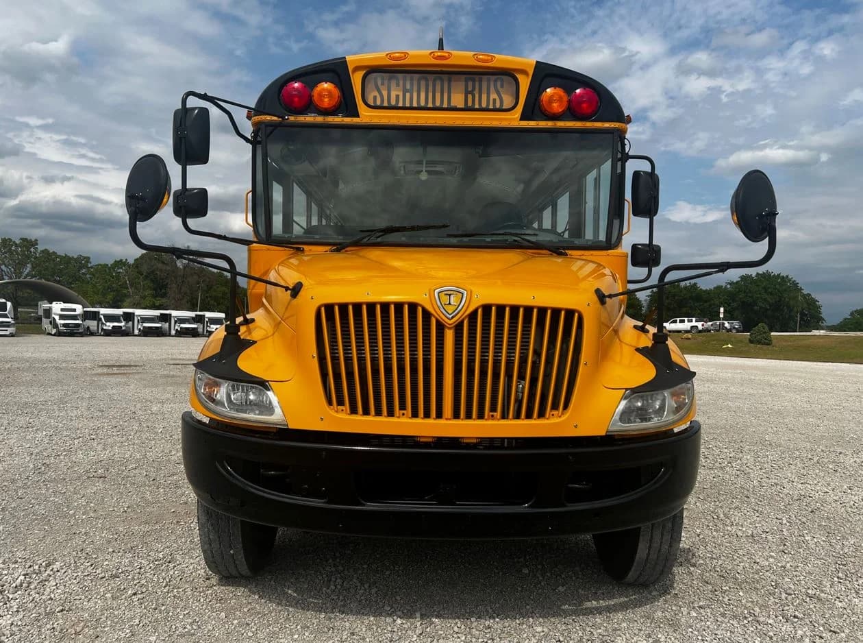 2018 International IC CE School Bus - Thumbnail 2 2018 International IC CE School Bus - Thumbnail 2