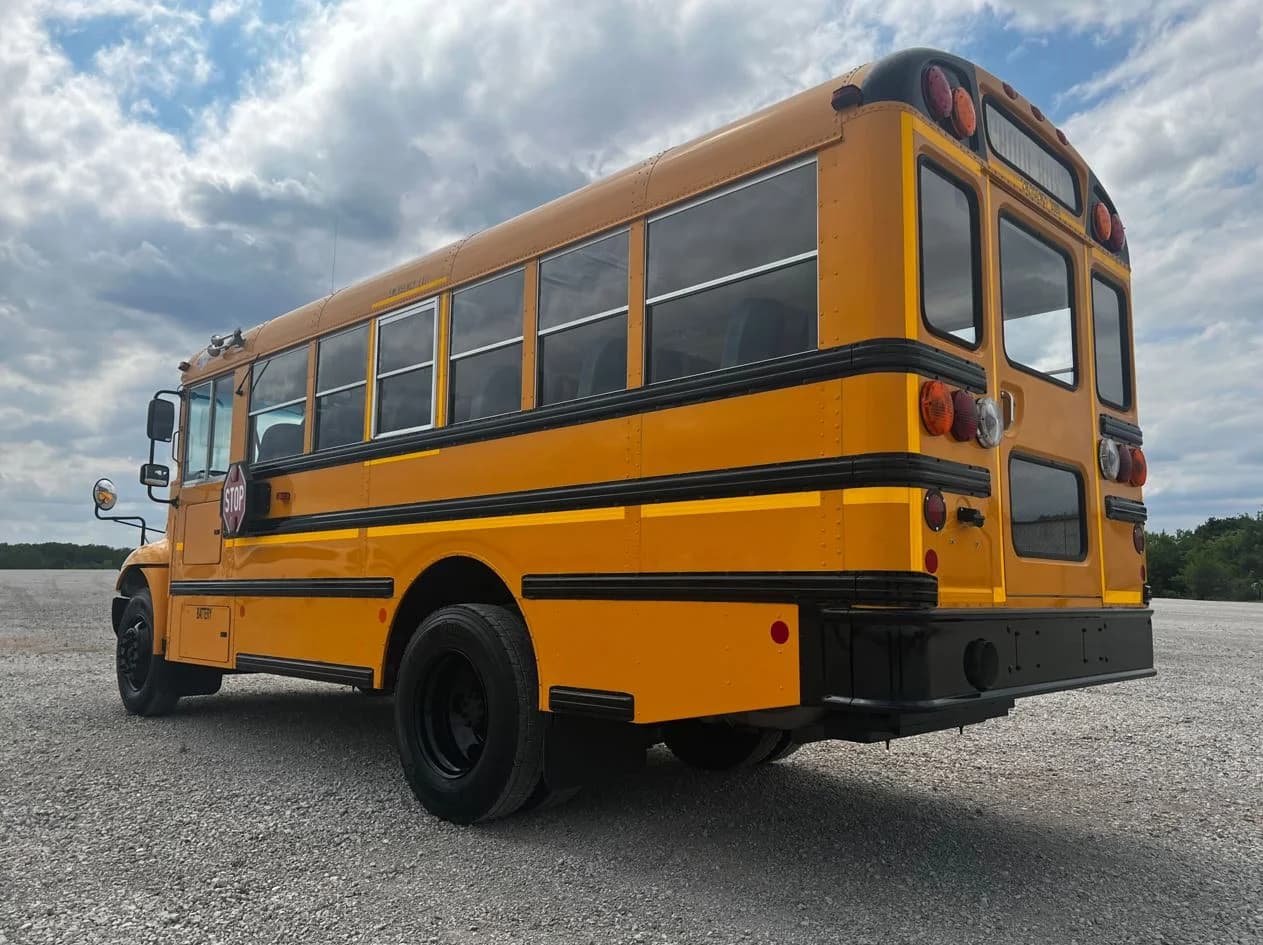 2018 International IC CE School Bus - Thumbnail 3 2018 International IC CE School Bus - Thumbnail 3