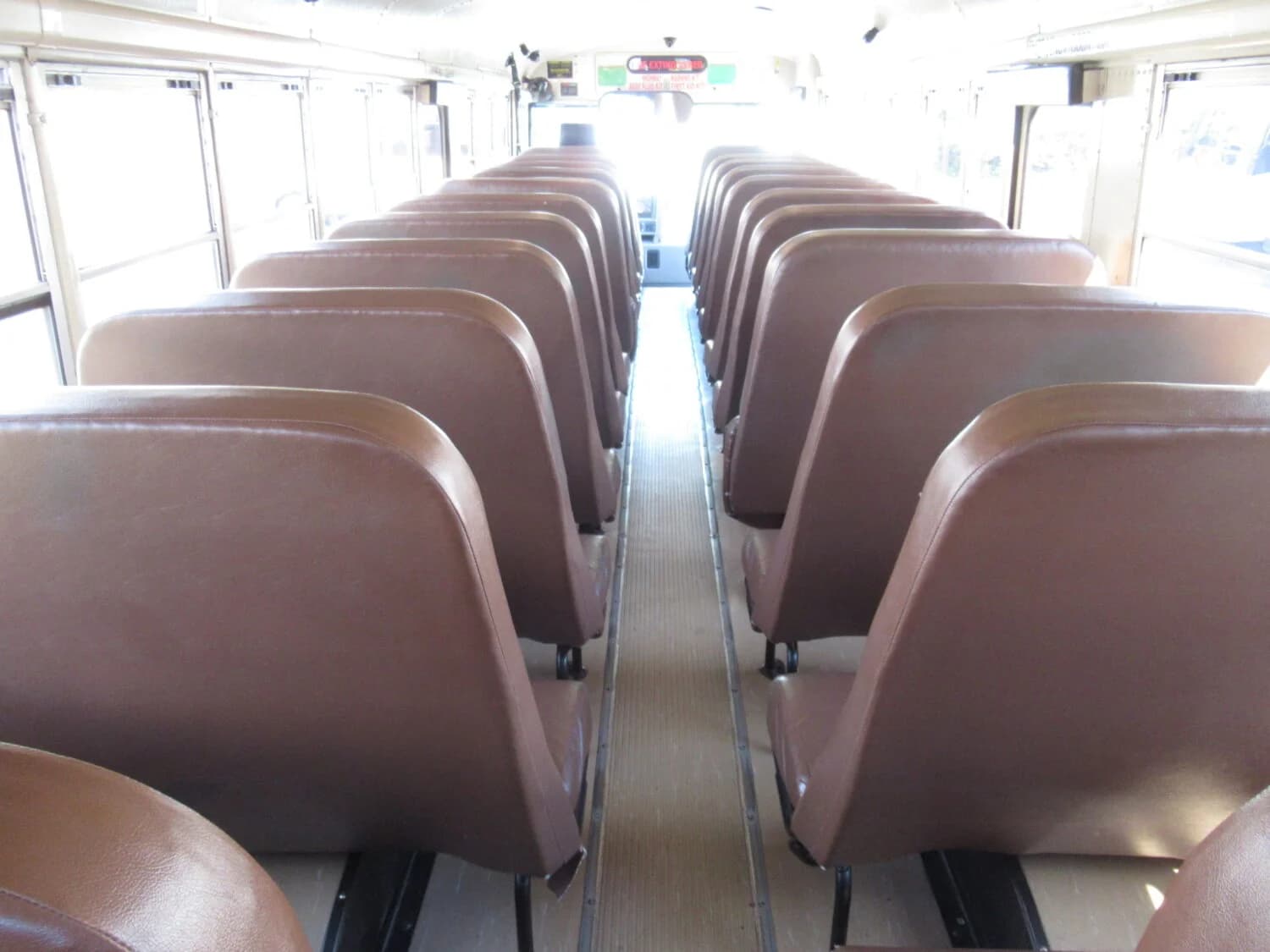 2009 Thomas Saf T Liner HDX School Bus - Thumbnail 10 2009 Thomas Saf T Liner HDX School Bus - Thumbnail 10