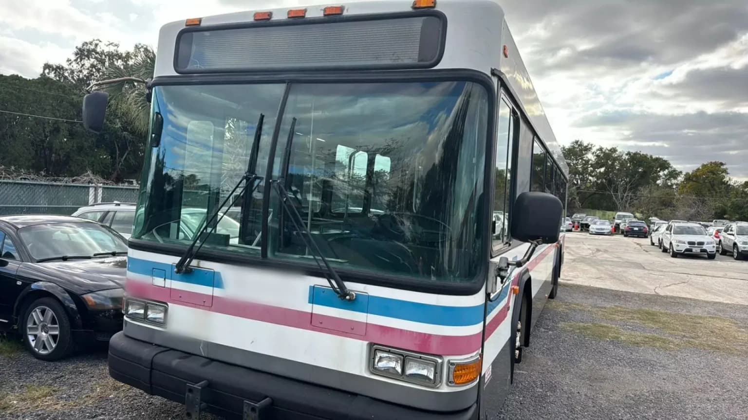 2008 Gillig 40 ft Transit Bus - Thumbnail 6 2008 Gillig 40 ft Transit Bus - Thumbnail 6