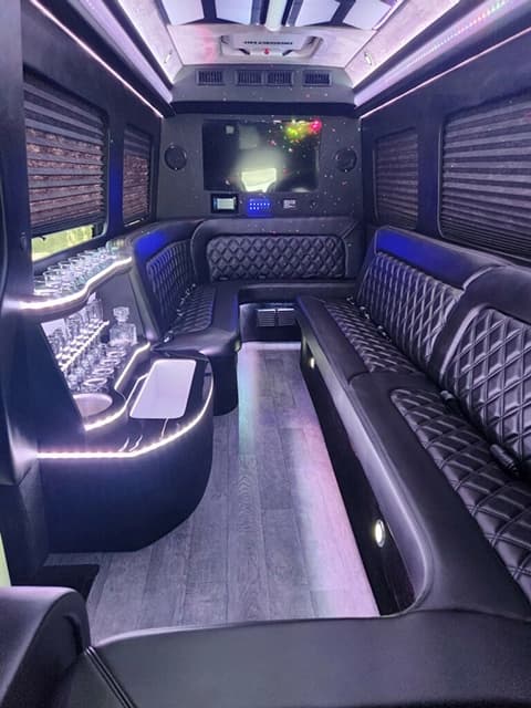 2022 Moonlight Mercedes-Benz Sprinter 3500 Mercedes-Benz Sprinter - Thumbnail 11 2022 Moonlight Mercedes-Benz Sprinter 3500 Mercedes-Benz Sprinter - Thumbnail 11