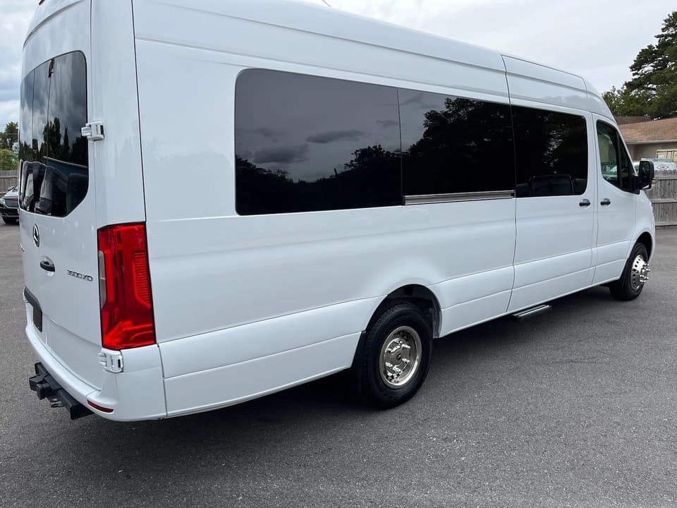 2022 Moonlight Mercedes-Benz Sprinter 3500 Mercedes-Benz Sprinter - Thumbnail 6 2022 Moonlight Mercedes-Benz Sprinter 3500 Mercedes-Benz Sprinter - Thumbnail 6