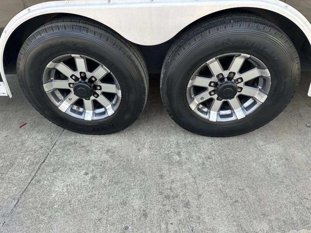 2020 TAT Inc Cargo 15 bus 2020 TAT Inc Cargo 15 bus