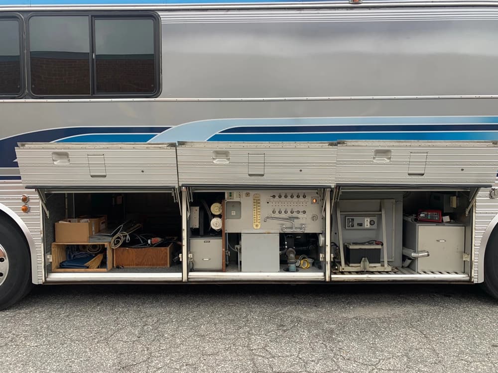 1989 Eagle Model 15 Motorcoach - Thumbnail 24 1989 Eagle Model 15 Motorcoach - Thumbnail 24