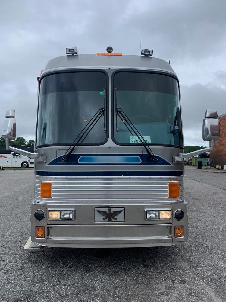 1989 Eagle Model 15 Motorcoach - Thumbnail 8 1989 Eagle Model 15 Motorcoach - Thumbnail 8