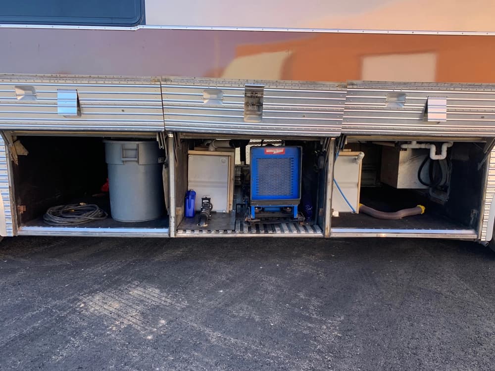 1986 Eagle Model 15 Motorcoach - Thumbnail 25 1986 Eagle Model 15 Motorcoach - Thumbnail 25