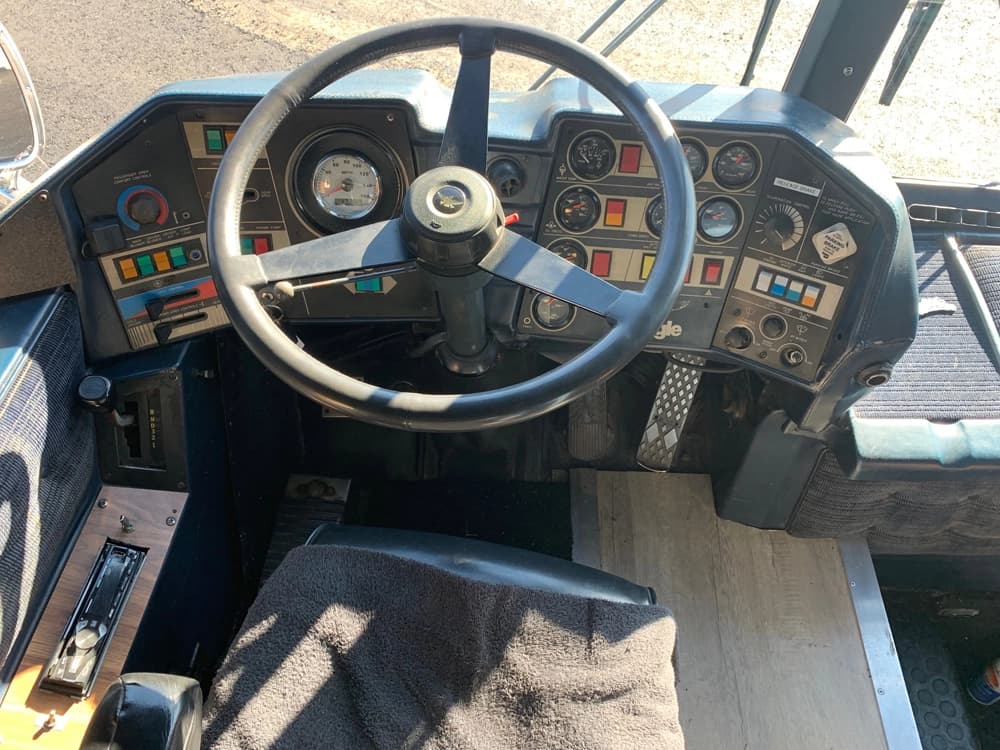 1986 Eagle Model 15 Motorcoach - Thumbnail 10 1986 Eagle Model 15 Motorcoach - Thumbnail 10