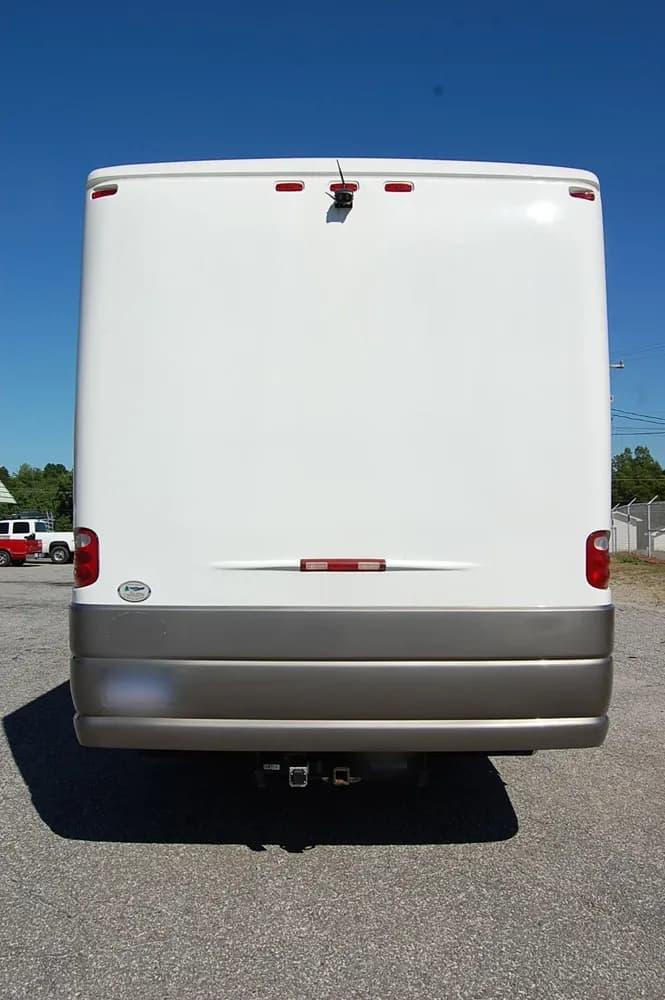 2000 Coachman Santara Motorcoach - Thumbnail 5 2000 Coachman Santara Motorcoach - Thumbnail 5