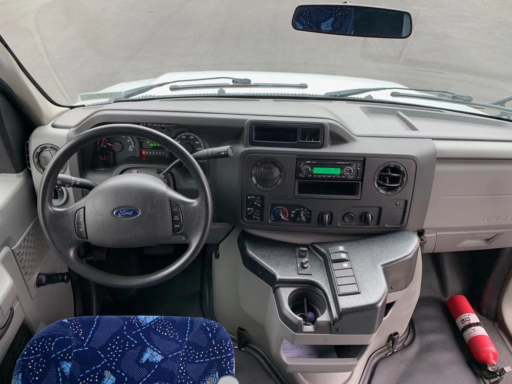 2015 Ford FM 151 Shuttle Bus - Thumbnail 11 2015 Ford FM 151 Shuttle Bus - Thumbnail 11