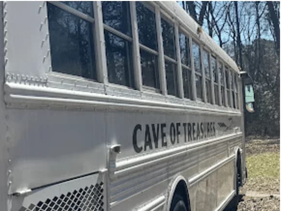 2007 Thomas Built PV Skoolie Conversion - Thumbnail 2 2007 Thomas Built PV Skoolie Conversion - Thumbnail 2