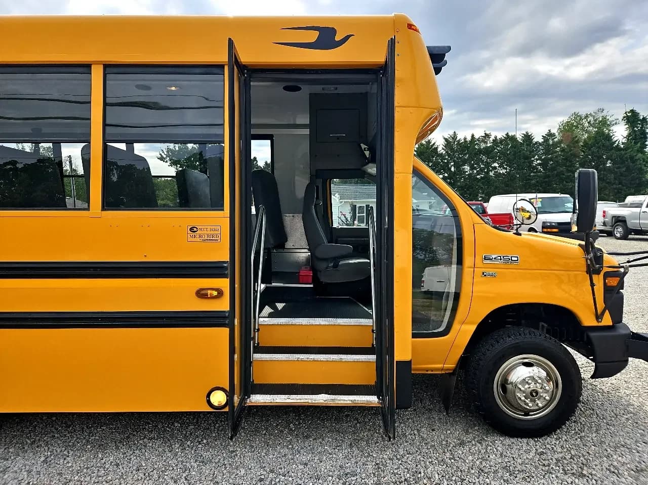 2016 Ford E450 Cutaway ADA School Bus - Thumbnail 8 2016 Ford E450 Cutaway ADA School Bus - Thumbnail 8