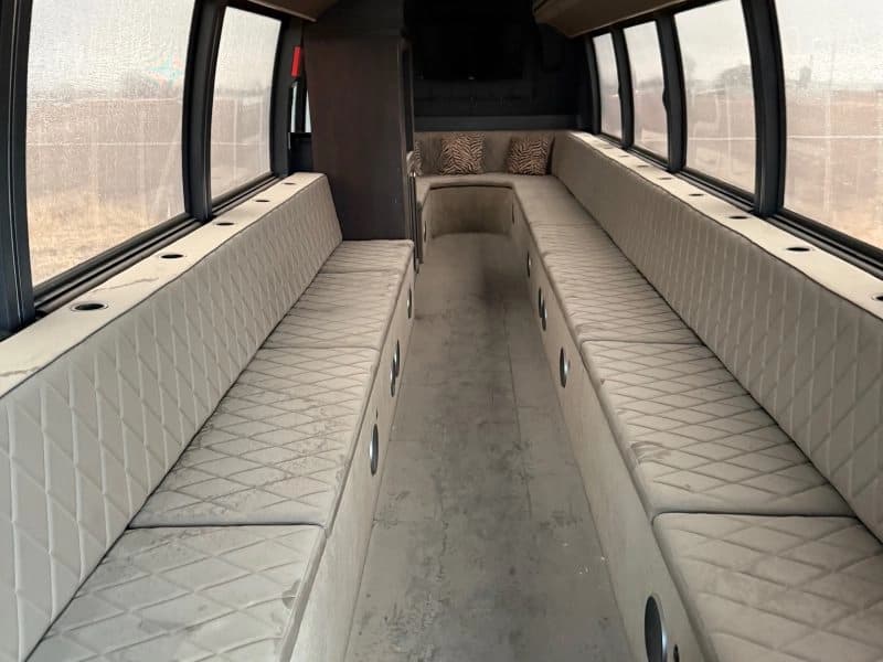 1999 Nova TK Limousine Buses - Thumbnail 4 1999 Nova TK Limousine Buses - Thumbnail 4