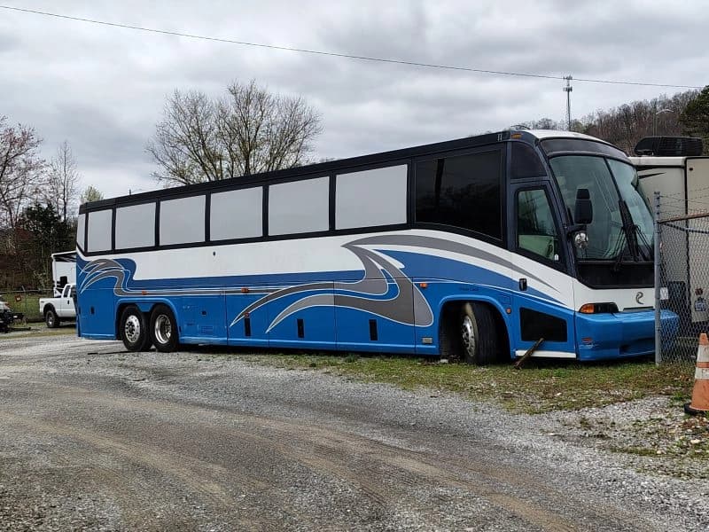 1998 Motor Coach Industries EL-3 bus 1998 Motor Coach Industries EL-3 bus