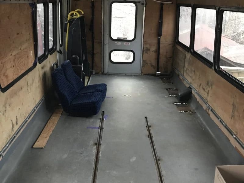 2009 Glaval C5500 Mini Buses/Shuttles - Thumbnail 3 2009 Glaval C5500 Mini Buses/Shuttles - Thumbnail 3