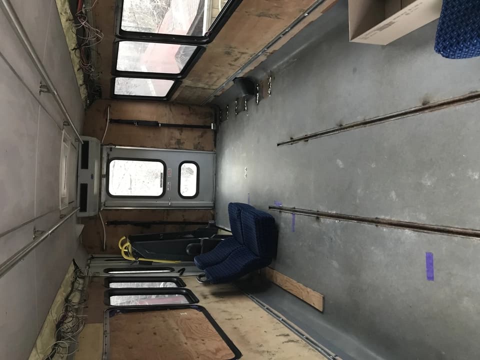 2009 Glaval C5500 Mini Buses/Shuttles - Thumbnail 5 2009 Glaval C5500 Mini Buses/Shuttles - Thumbnail 5