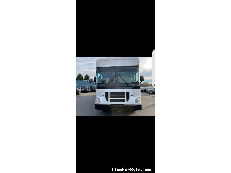 2014 Glaval Bus Apollo Motorcoach - Thumbnail 8 2014 Glaval Bus Apollo Motorcoach - Thumbnail 8