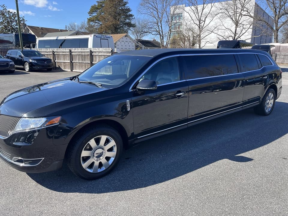 2013 Royale MKT Limousine - Thumbnail 10 2013 Royale MKT Limousine - Thumbnail 10