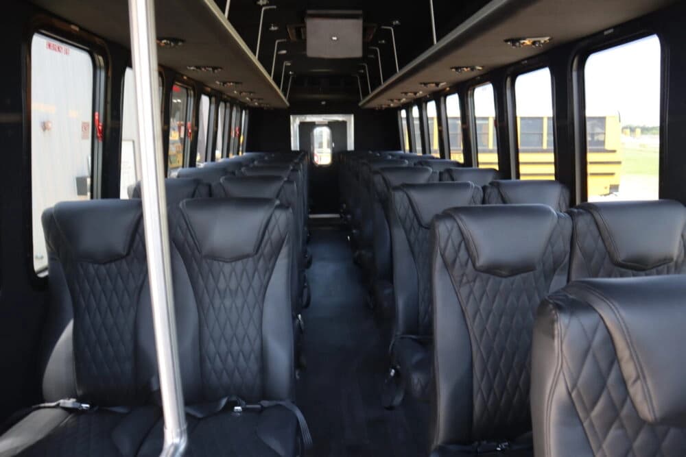 2024 American VIP Elite 36 Passenger - 3834 - Thumbnail 3 2024 American VIP Elite 36 Passenger - 3834 - Thumbnail 3