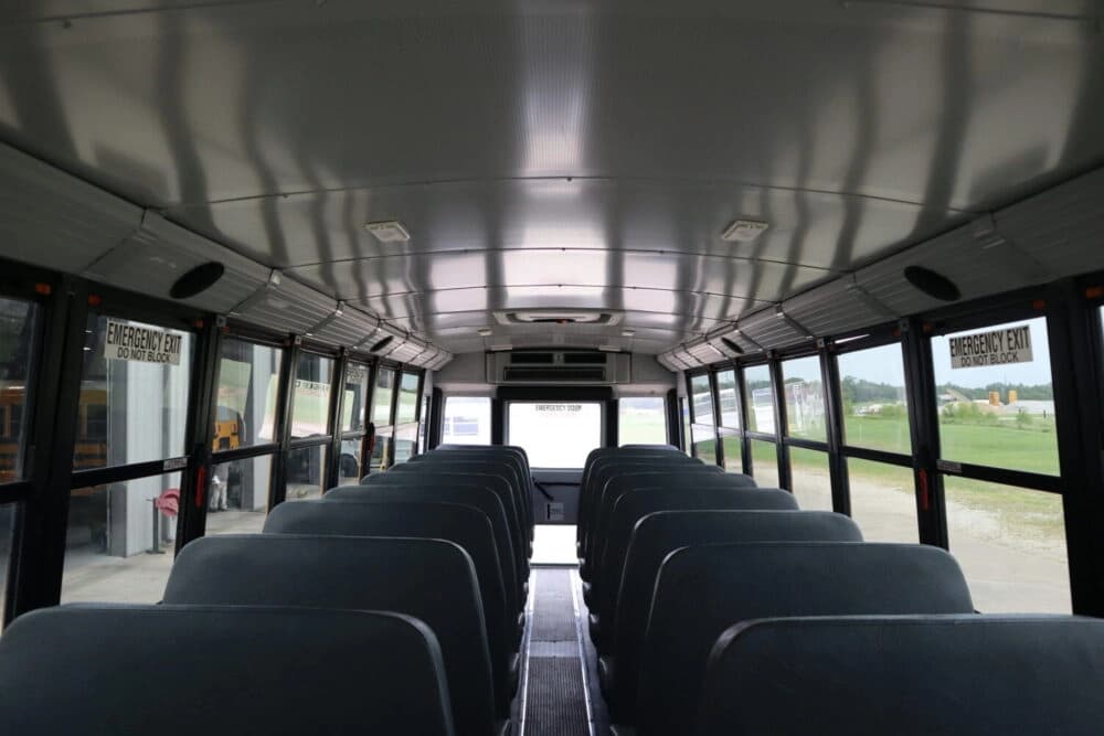 2023 Thomas Saf-T- Liner C2 77 Passenger - 4385 - Thumbnail 3 2023 Thomas Saf-T- Liner C2 77 Passenger - 4385 - Thumbnail 3