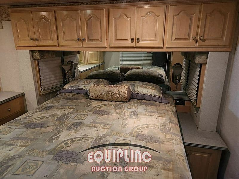 2001 CUMMINS RV - Thumbnail 12 2001 CUMMINS RV - Thumbnail 12