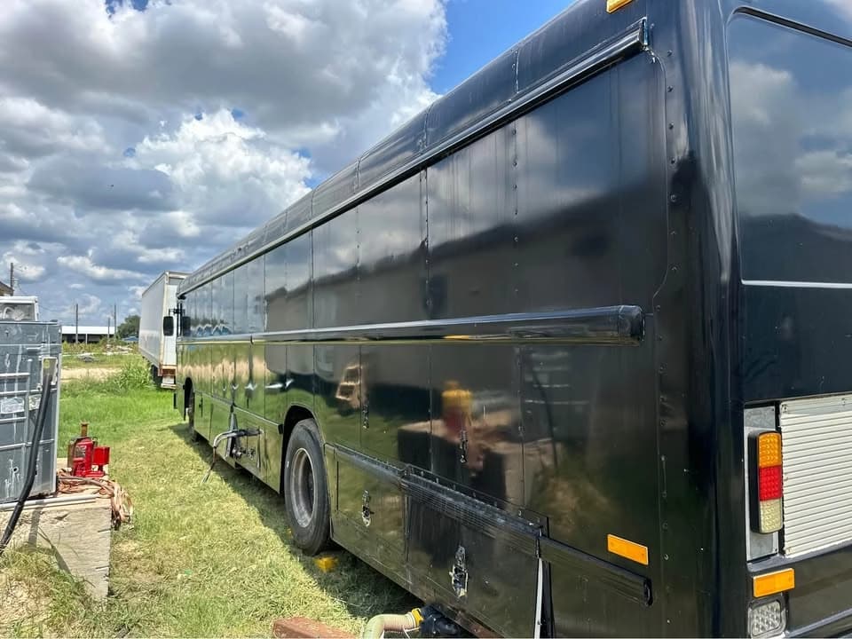 1996 Blue Bird Wanderlodge bu Conversion/Specialty - Thumbnail 11 1996 Blue Bird Wanderlodge bu Conversion/Specialty - Thumbnail 11