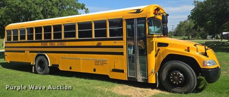 2020 BlueBird Vision school bus School Bus - Thumbnail 4 2020 BlueBird Vision school bus School Bus - Thumbnail 4
