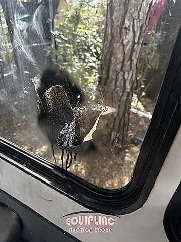 2013 Ford E350 Shuttle Bus - Thumbnail 33 2013 Ford E350 Shuttle Bus - Thumbnail 33