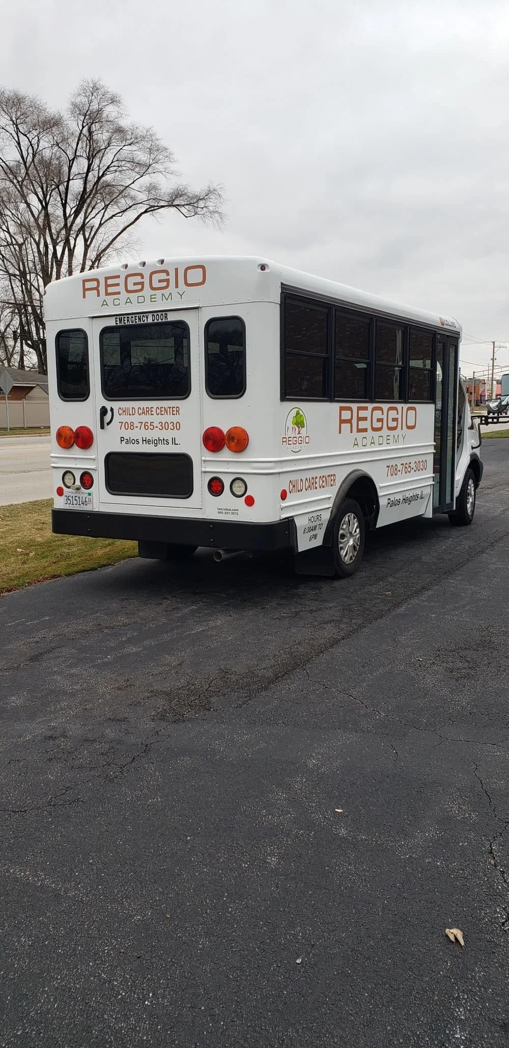 2016 collens 14 Passenger - Thumbnail 2 2016 collens 14 Passenger - Thumbnail 2