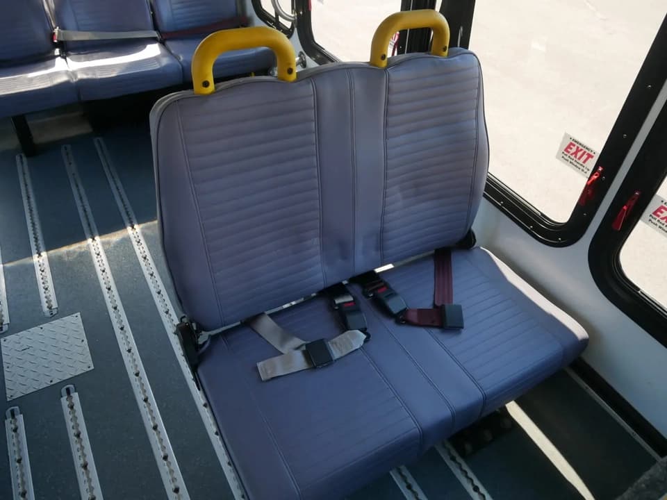 2014 ElDorado Aerotech Shuttle Bus - Thumbnail 10 2014 ElDorado Aerotech Shuttle Bus - Thumbnail 10