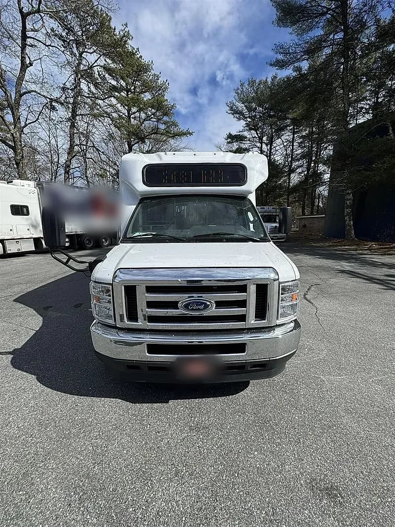 2025 Diamond Coach VIP 2200 bus 2025 Diamond Coach VIP 2200 bus