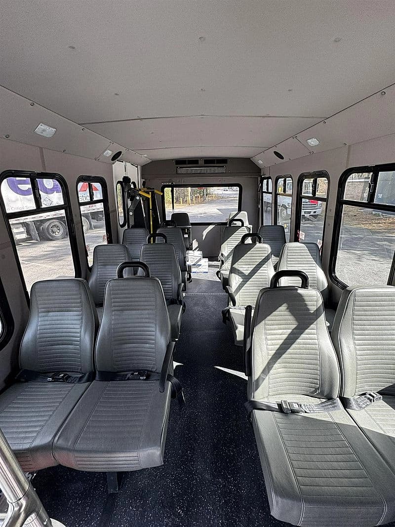 2025 Diamond Coach VIP 2200 Shuttle Bus - Thumbnail 6 2025 Diamond Coach VIP 2200 Shuttle Bus - Thumbnail 6