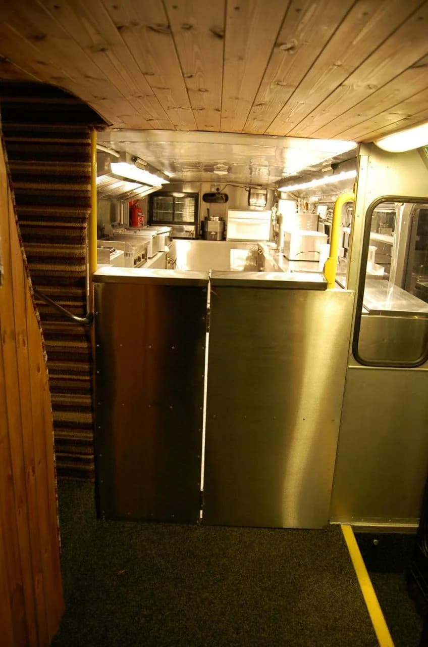 Mobile Diner Double Decker Conversion - Thumbnail 19 Mobile Diner Double Decker Conversion - Thumbnail 19